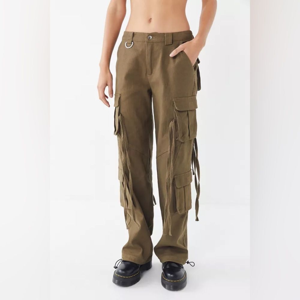 I.AM.GIA I am Gia baggy arm green cargo pants with Bow detail - Picture 4 of 16